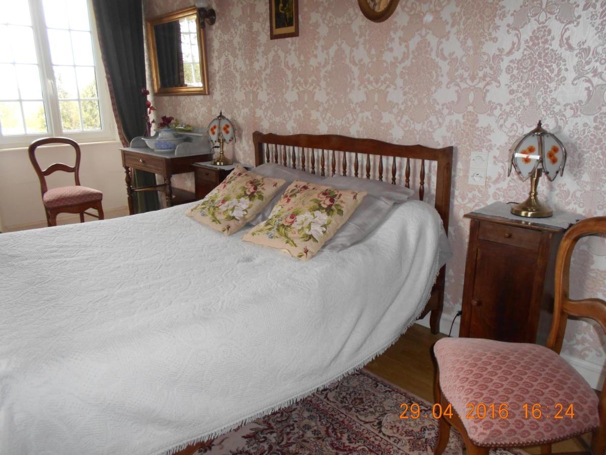 Ferme Manoir La Fiere Bed and Breakfast Sainte-Mère-Église Exterior foto